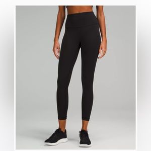 Lululemon Wunder Train size 4, BLACK. 25”.